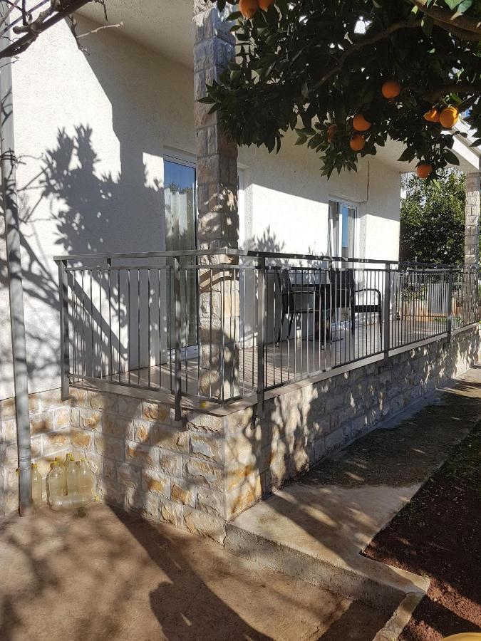 Apartments By The Sea Stari Grad, Hvar - 16392 Stari Grad  Exterior photo